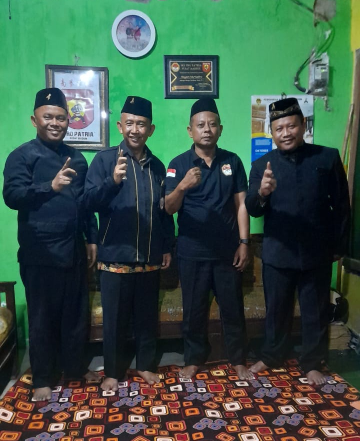 SAFARI PERSILATAN KETUA UMUM KE IKS PRO PATRIA