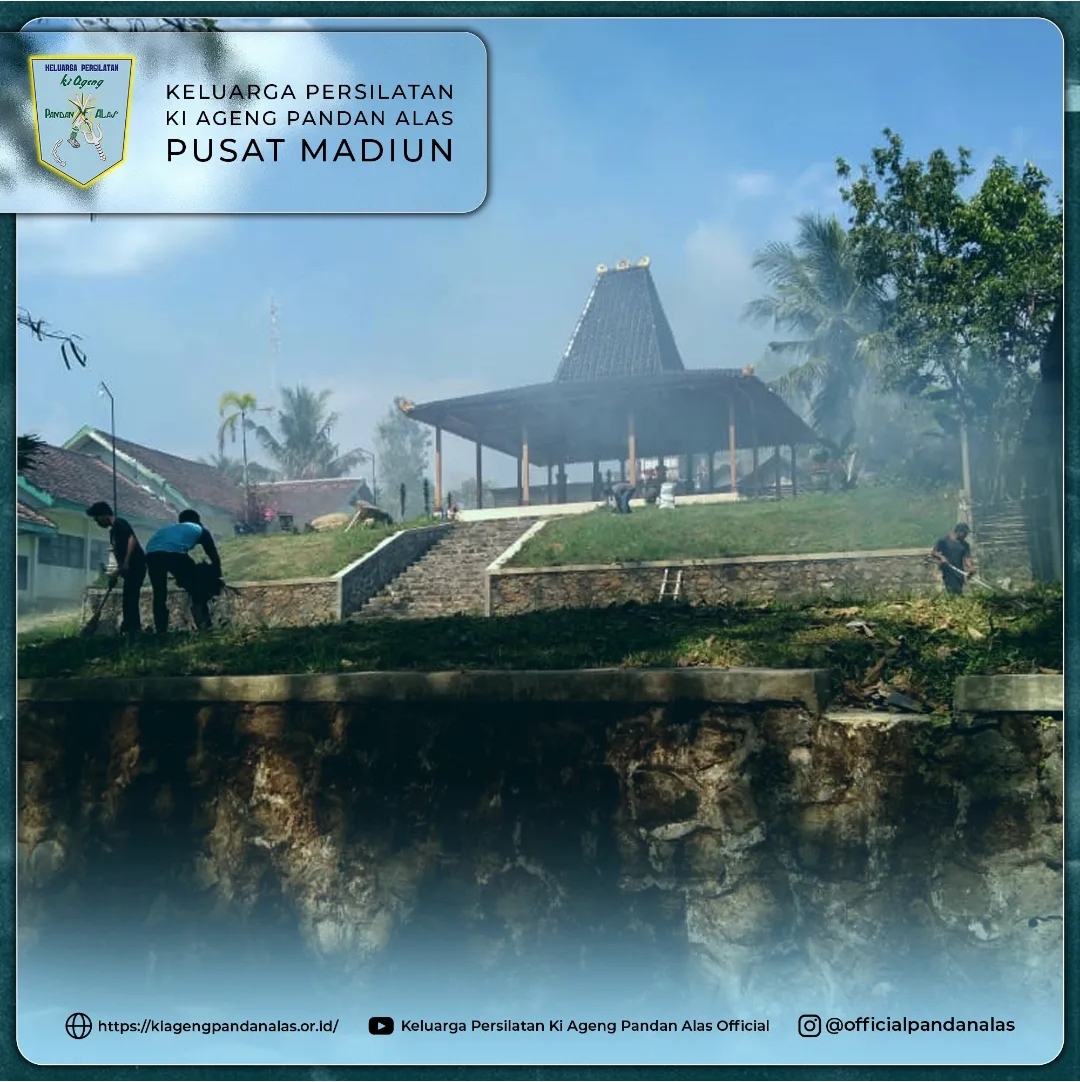 GIAT KEBERSIHAN MENYAMBUT MUHARRAM 1446 H